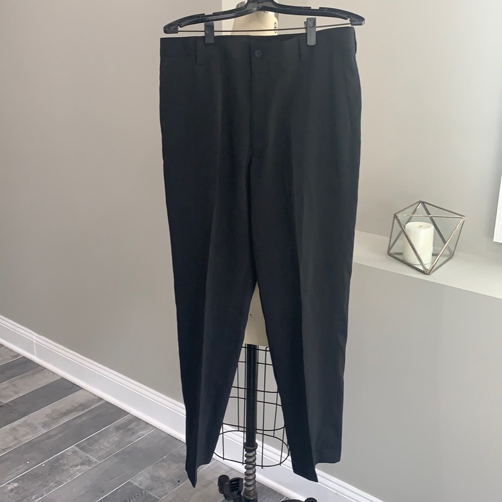 MAN BLACK DRESS PANTS